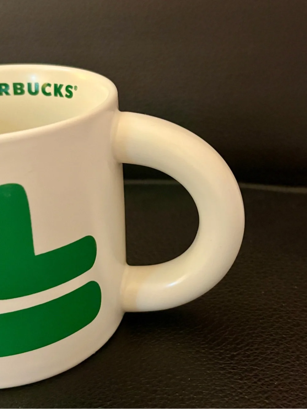 Starbucks nwt kitchen